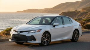 2023 Toyota Camry Hybrid XLE